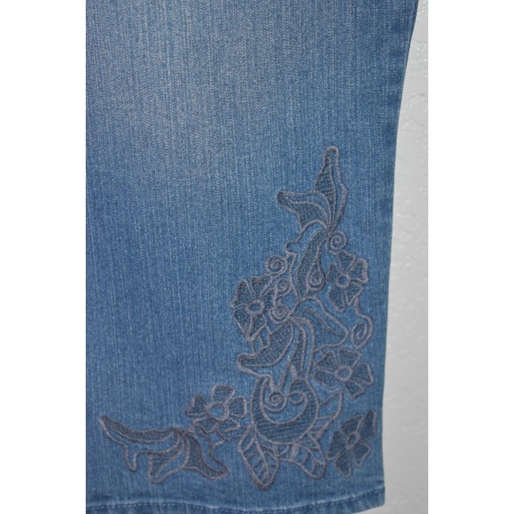 Gloria Vanderbilt Jeans Capri 18W All Around Slimming Effect Embroidered Stretch - Picture 15 of 16